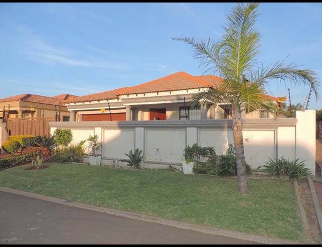 4 BEDROOM HOUSE FOR SALE IN BIRCH ACRES